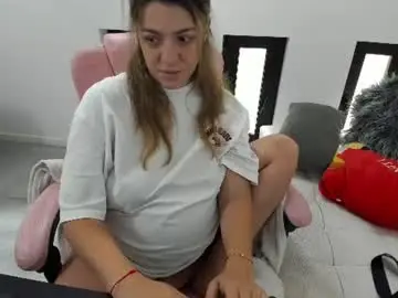 Chaturbate Free Porn Cam of dyanakaylin