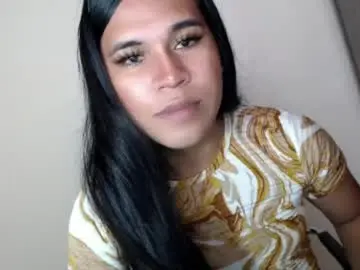 Chaturbate Live Sex Cam of asianblk_barbiedoll