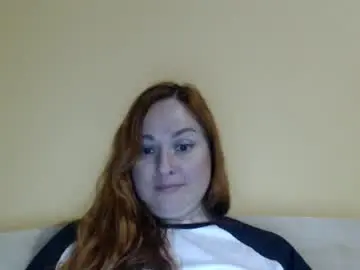 Chaturbate Sex Chat of zara_red