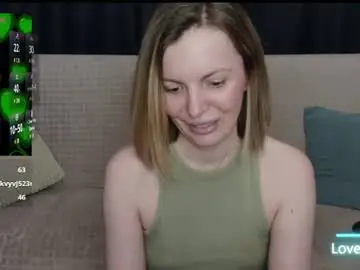 Chaturbate Sex Cam of kiramartins_cat