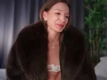 Chaturbate Adult Webcams of avie_comeback