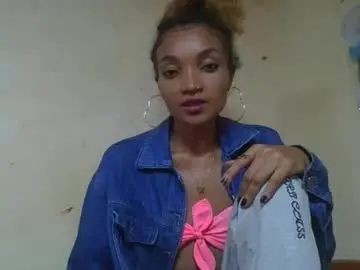 Chaturbate Free Live Porn of francinoli