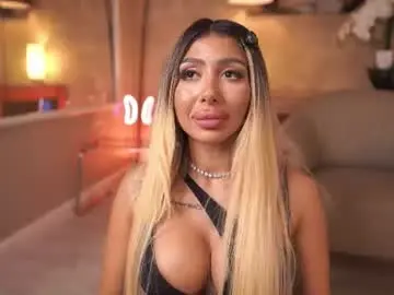 Chaturbate Live Sex of lucyyrosse