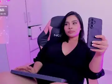 Chaturbate Watch Live Sex Cams of emma_hillton