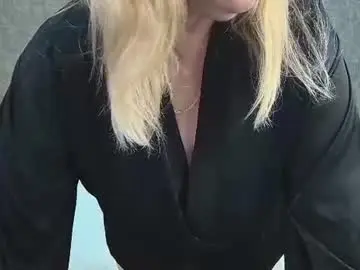 Chaturbate Free Porn Cam of emmaellison924117