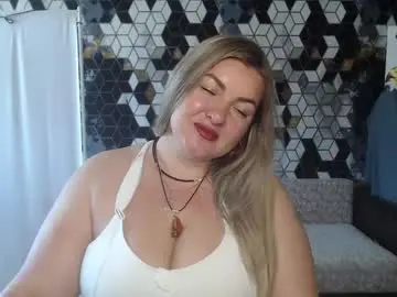 Chaturbate Live Sex Cam of nikaskylink