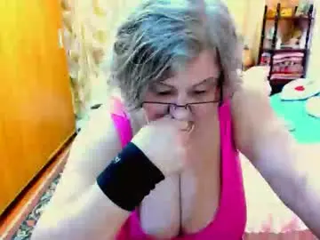 Chaturbate Live Porn of ellyhot53