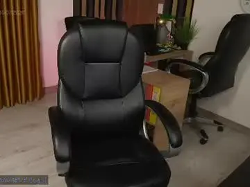Chaturbate Live Sex of secretary_bj