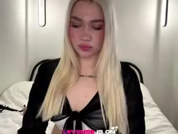 Chaturbate Free Porn Cam of katie_glow