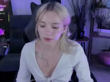 Chaturbate Best live sex cam show of aurorawrenfield