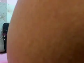 Chaturbate Live Porn of oliviaburningmilf