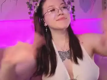 Chaturbate Free Live Porn of kira_be11
