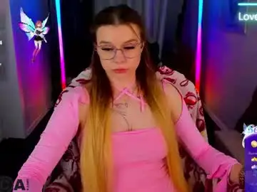 Chaturbate Live Sex Cam of lisa_rabbit