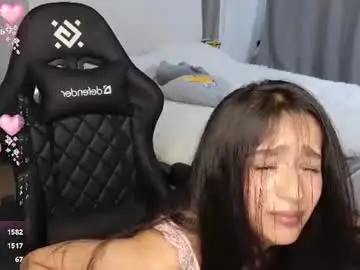Chaturbate Best live sex cam show of mellymellika