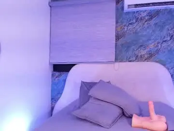 Chaturbate Live Sex Cam of valerie_arias
