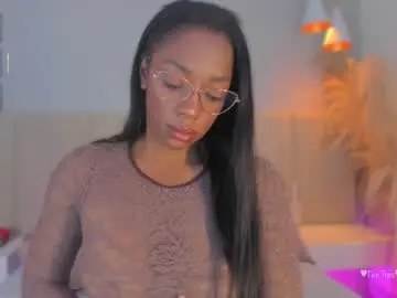 Chaturbate Live Sex of april_ebony18_