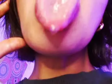 Chaturbate Adult Webcam of xxxsweetandhornyxxx