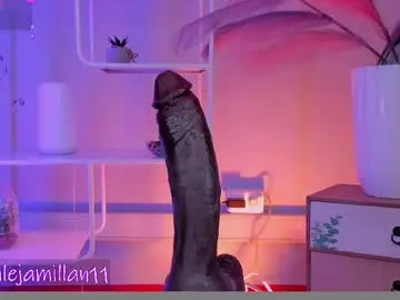 Chaturbate Live Porn of alejamillan1