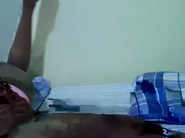 Chaturbate Live Sex Cam of hot_rinah