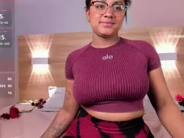 Chaturbate Sex Chat of domiiniquex