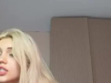 Chaturbate Best live sex cam show of milabunny_