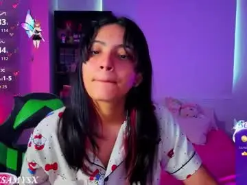 Chaturbate Sex Chat of helia_n_amy