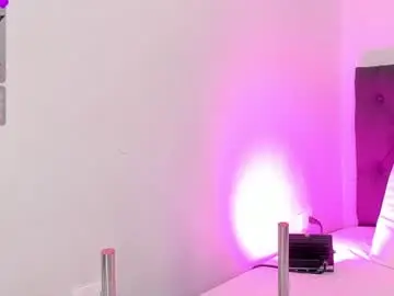 Chaturbate Sex Cam of evelynhoward23