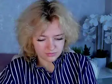 Chaturbate Adult Webcam of lunaa_bee