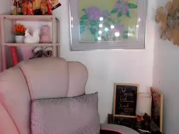 Chaturbate Live Sex Cam of asian_alliyah