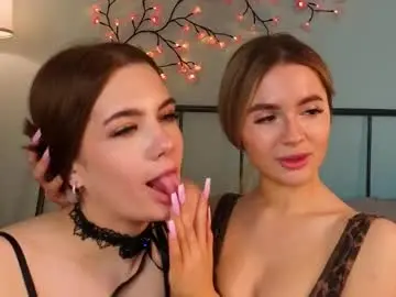 Chaturbate Live Sex of cloverfarewell