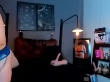 Chaturbate Nude Webcam of samantha_mature56