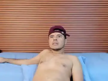 Chaturbate Live Sex Cam of deepandcurvy