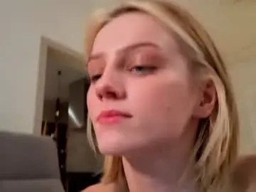 Chaturbate Sex Cam of evangel111