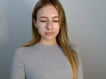 Chaturbate Live Sex Cam of tiarasmile