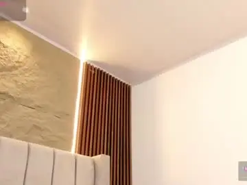 Chaturbate Live Sex of yara_shine1