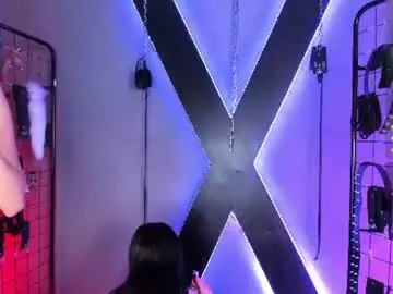 Chaturbate Live Porn of missalix_mia_bdsm