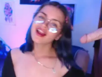 Chaturbate Live Sex Cam of raventh_