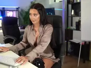 Chaturbate Best live sex cam show of babesgowild