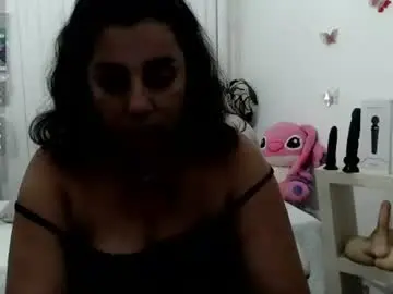 Chaturbate Live Sex Cam of mom_17