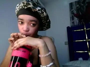 Chaturbate Watch Live Sex Cams of sexymel022