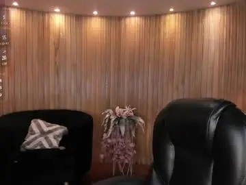 Chaturbate Best Webcam of mialaurence_