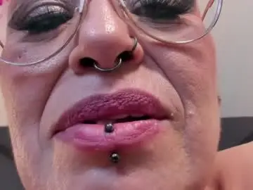 Chaturbate Live Sex Cam of mistress_sandy