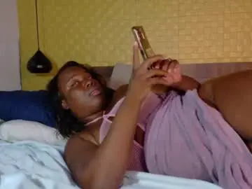 Chaturbate Private Sex Chat of bigroundbooty_