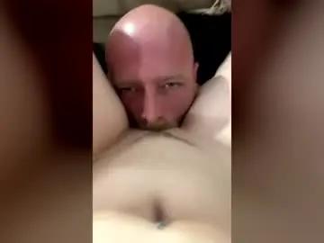 Chaturbate Live Sex Cam of buddyandrachel43