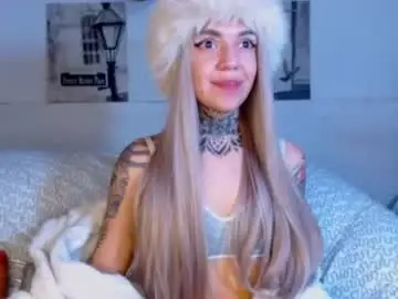 Chaturbate Sex Chat of lunai_gh