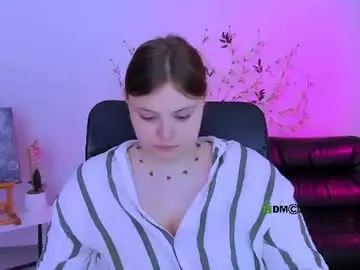 Chaturbate Live Sex Cam of nikol_kitt