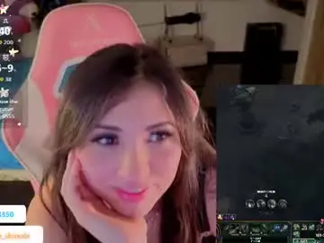 Chaturbate Free Porn Cam of madeleine_shinobi