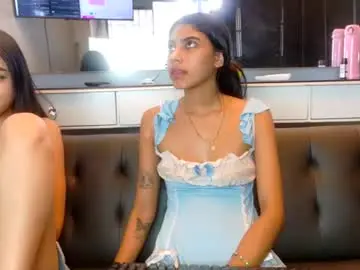 Chaturbate Free Live Porn of littlejennifer18