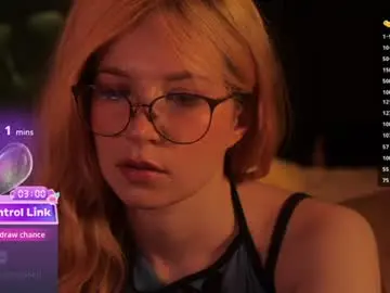 Chaturbate Live Sex of illegaldream