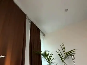 Chaturbate Nude Webcam of tatti_1